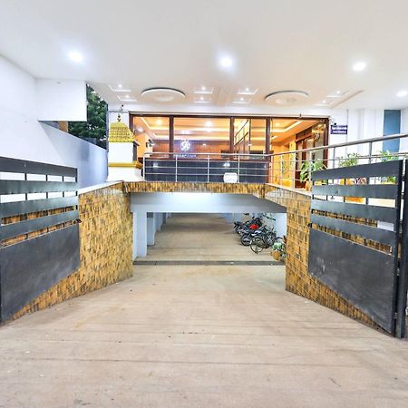Hotel Golden Bliss Пондичерри Экстерьер фото