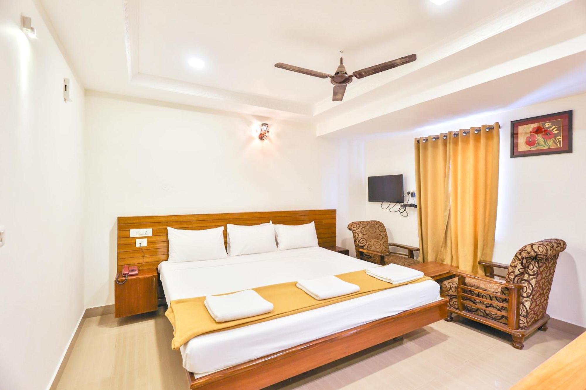 Hotel Golden Bliss Пондичерри Экстерьер фото